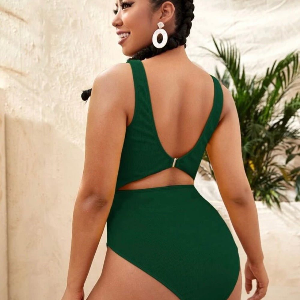 Never worn! - Picture 3 of 3